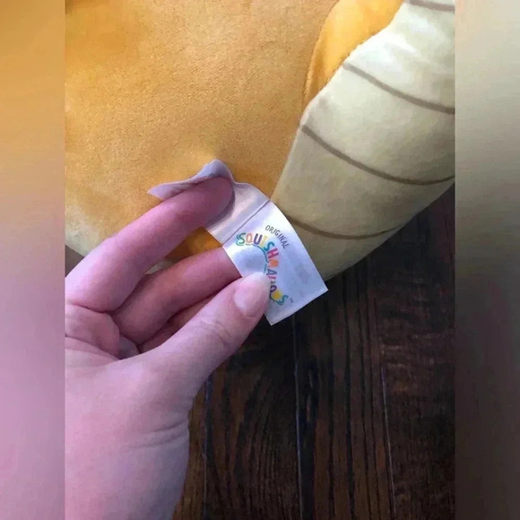 Original Squishmallows x Pokémon 10” Dragonite Plush - BRAND NEW! - Picture 8 of 11